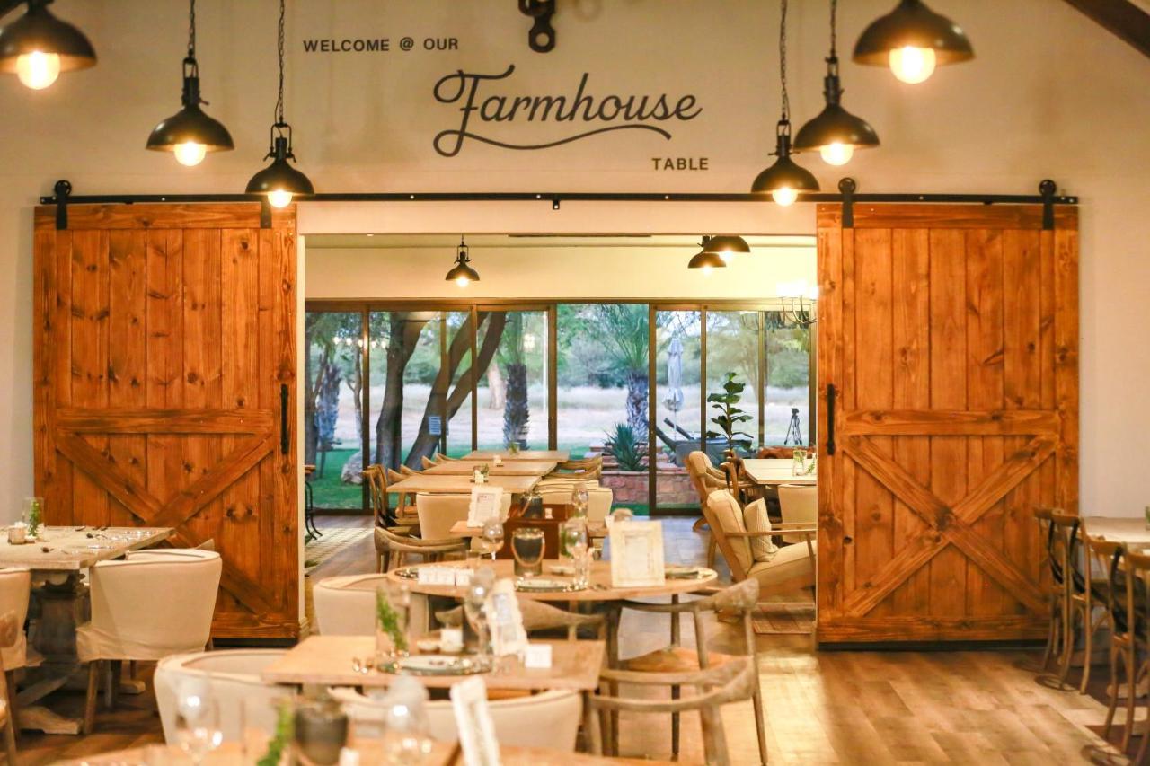 אוצ'יווארונגו Otjiwa Safari Lodge מראה חיצוני תמונה