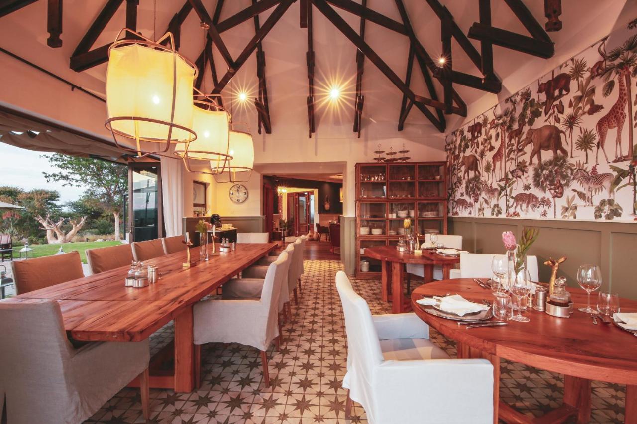 אוצ'יווארונגו Otjiwa Safari Lodge מראה חיצוני תמונה