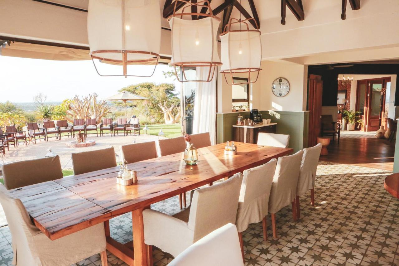 אוצ'יווארונגו Otjiwa Safari Lodge מראה חיצוני תמונה