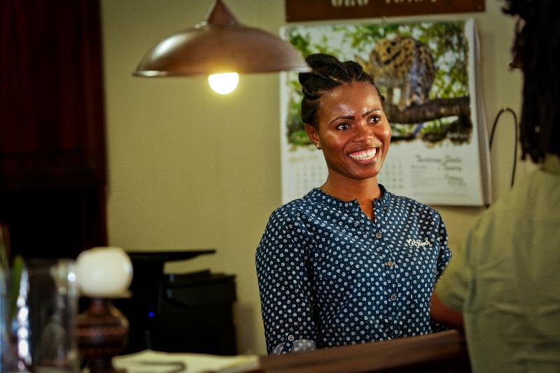 אוצ'יווארונגו Otjiwa Safari Lodge מראה חיצוני תמונה